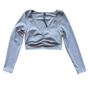 NWOT Vuori Long Sleeve Ruched Crop Bra Top Medium Stretch Activewear Soft Pewter